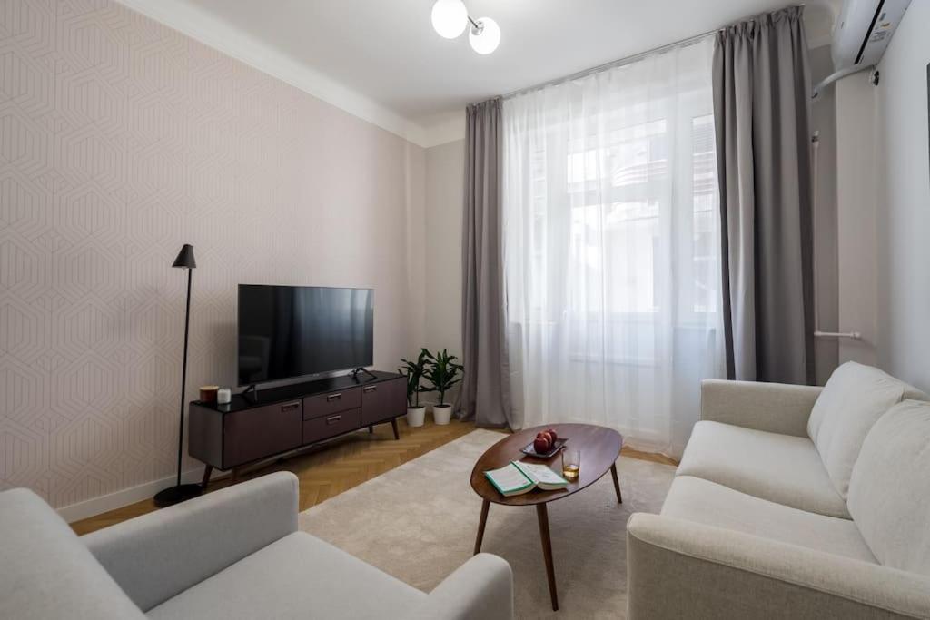 Exquisite Art Deco 2Br Apartment Prime Location Bucureşti Eksteriør bilde