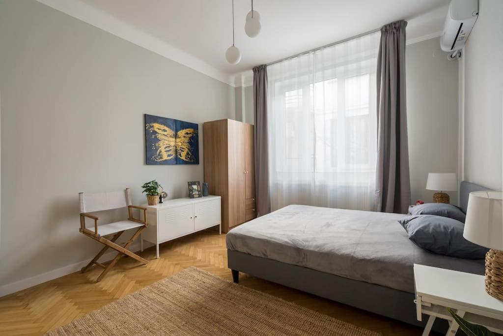 Exquisite Art Deco 2Br Apartment Prime Location Bucureşti Eksteriør bilde